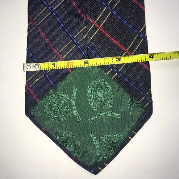 Tommy Hilfiger Black and Red Necktie 100% Silk - Picture 5 of 8